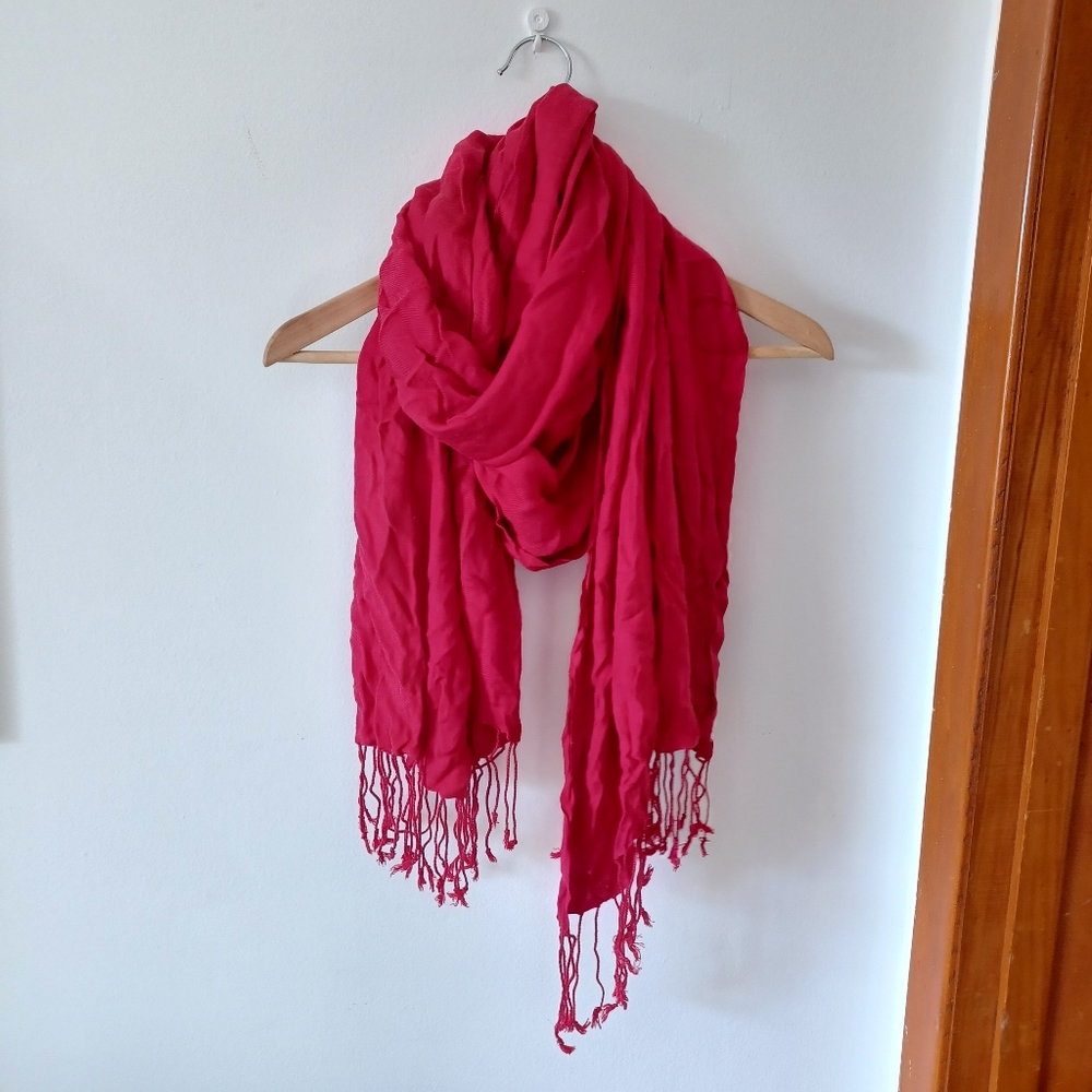 ⚡️SALE⚡️Bright Red Pashmina Scarf with Tassels - Picture 2 of 8